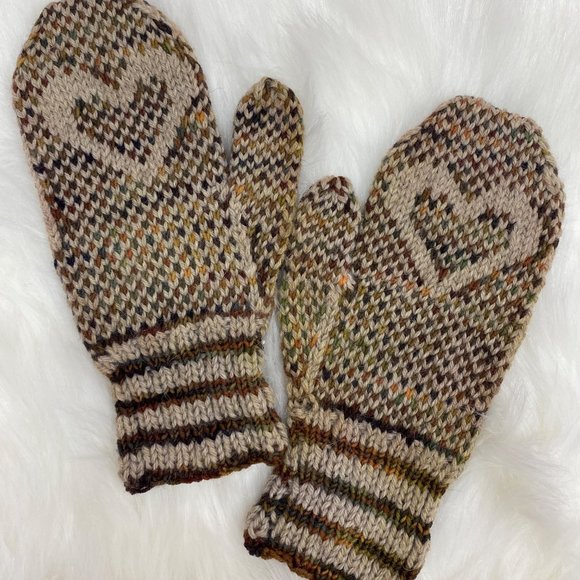 Mittens - Picture 2 of 2